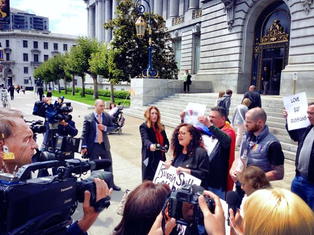 1146674_10151766391802726_405524108_n