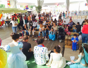 LGBT Jerusalem Celebrates Purim